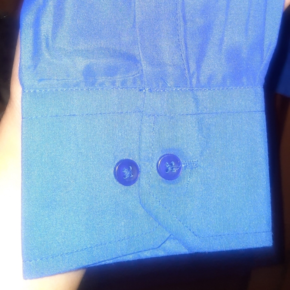 Men's Shirt - Picture 5 of 5